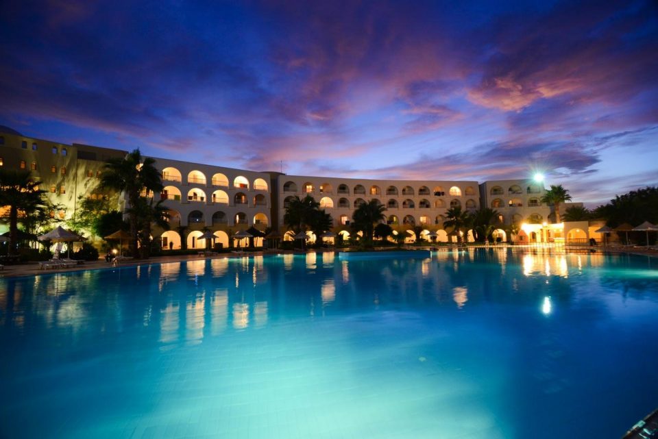 Des-vacances-en-mode-luxe-a-lhotel-Sidi-Mansour-Resort-et-Spa-Djerba-960×641